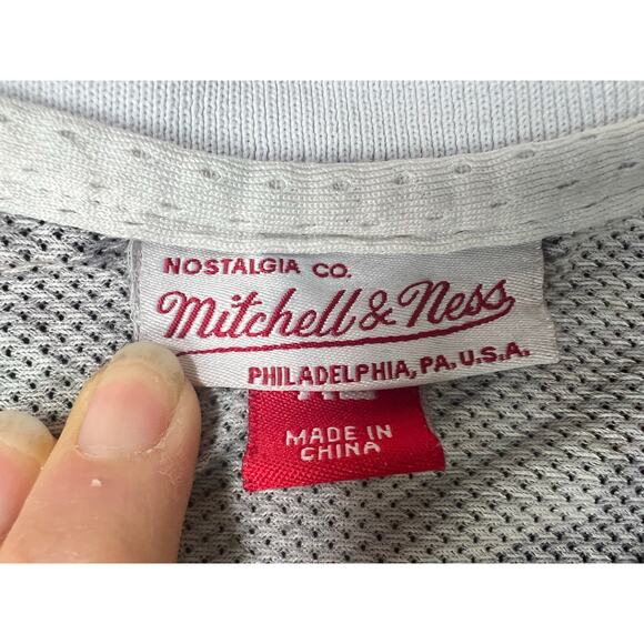 NBA Mens Chicago Bulls Michael Jordan #23 Basketball Camo Jersey ‘97-98 Size XL - Picture 4 of 8